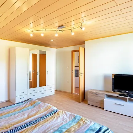 Huegelblick Oase Apartament Kraichtal