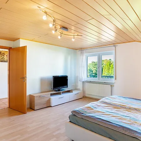 Huegelblick Oase Apartament Kraichtal